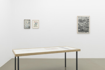 VI. Claros que se dejan al imprimir para estampar allí letras con tinta de otro color