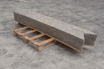 Una mesa sin pan es una tabla, un bolsillo sin mano es una tela