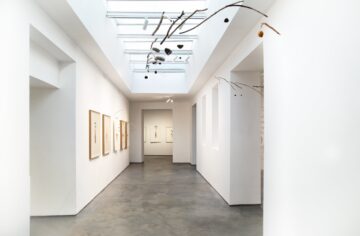 Nadie encuentra arraigo en un planeta desconocido